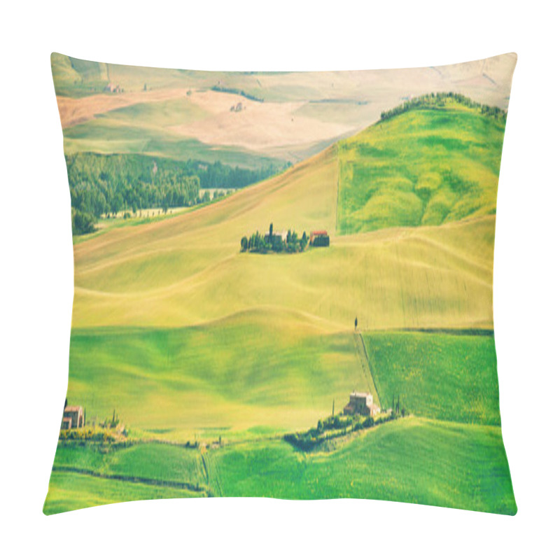 Personality  Beautiful Tuscany Landscape Panorama In Val D'Orcia, Province Of Siena, Italy Pillow Covers