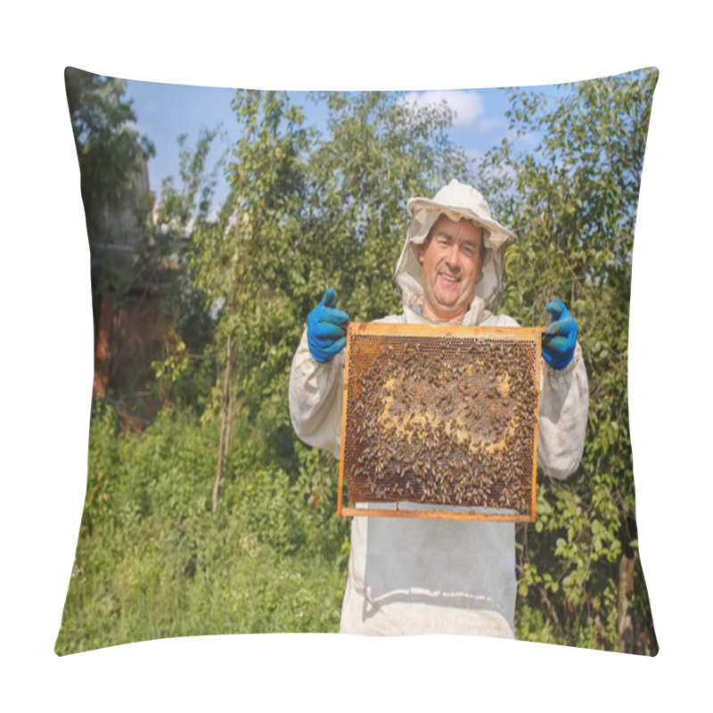 Personality  Beekeeper With Honeycomb Pillow Covers