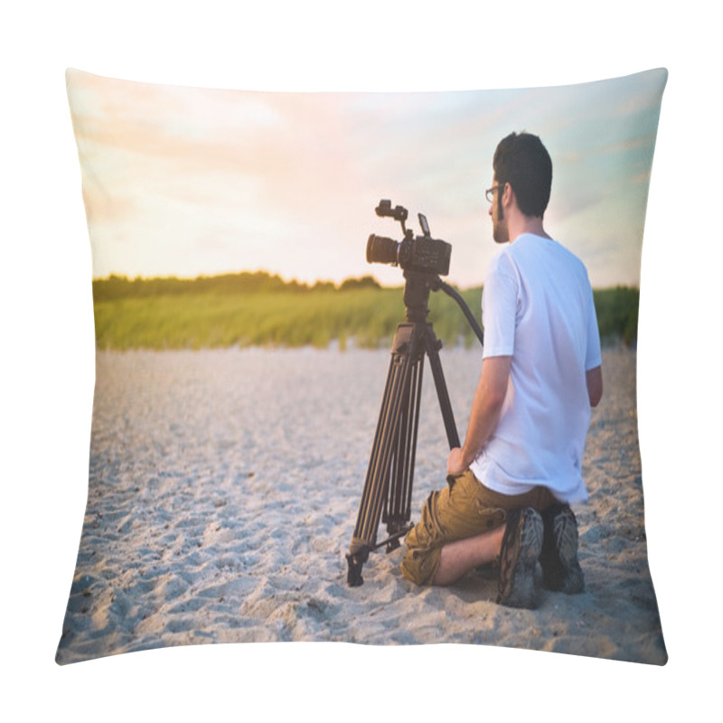 Personality  Nature Videography Pillow Covers