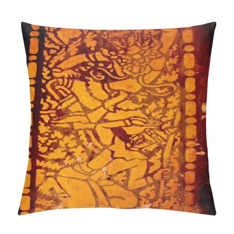 Personality  Traditional Thai Art Of Thai Temple Pillow Covers