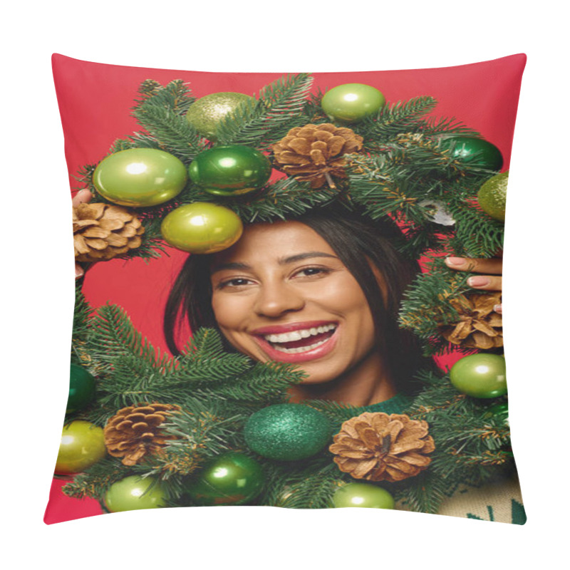 Personality  A Cheerful Young Woman Holds A Decorated Holiday Wreath, Exuding Joy And Seasonal Spirit. Pillow Covers