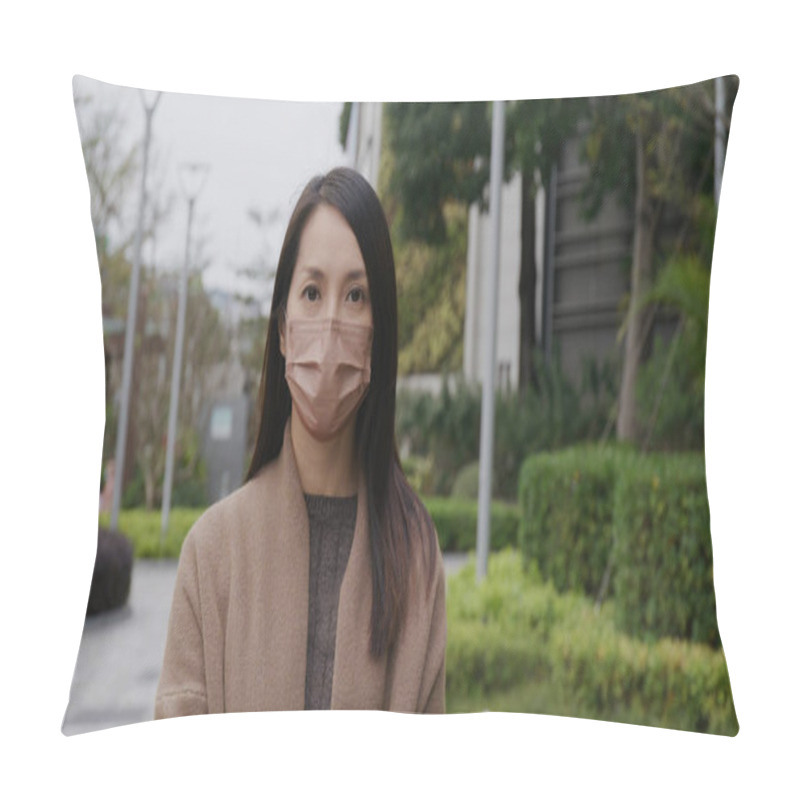 Personality  Woman Wear Face Mask And Look At The Camera Pillow Covers