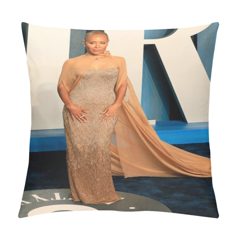 Personality  LOS ANGELES - MAR 27:  Jada Pinkett-Smith At The Vanity Fair Oscar Party At Wallis Annenberg Center For The Performing Arts On March 27, 2022  In Beverly Hills, CA Pillow Covers