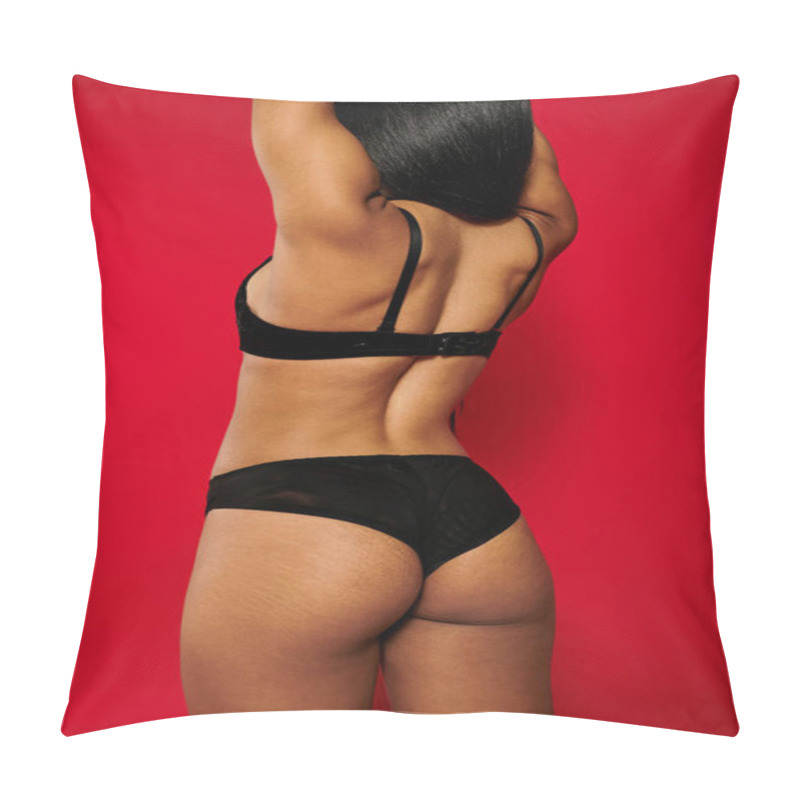 Personality  A Confident Young Black Woman Poses In Stylish Lingerie Against A Vibrant Red Backdrop. Pillow Covers