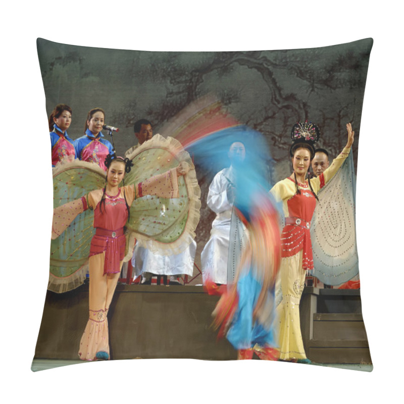 Personality  Chinese Traditional Opera Actors With Theatrical Costume Pillow Covers