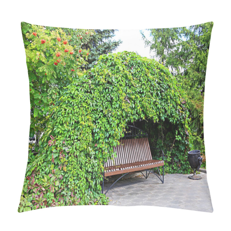 Personality  Bench Under Curly Thickets Of Wild Grapes Pillow Covers