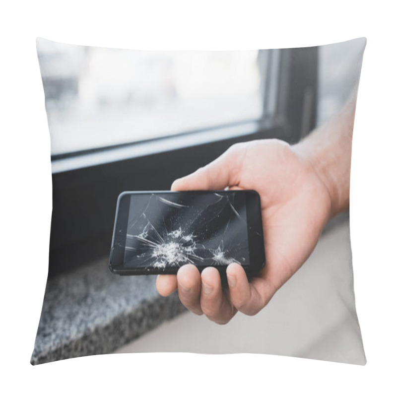 Personality  Cropped View Of Businessman Holding Smashed Smartphone On Blurred Background Pillow Covers