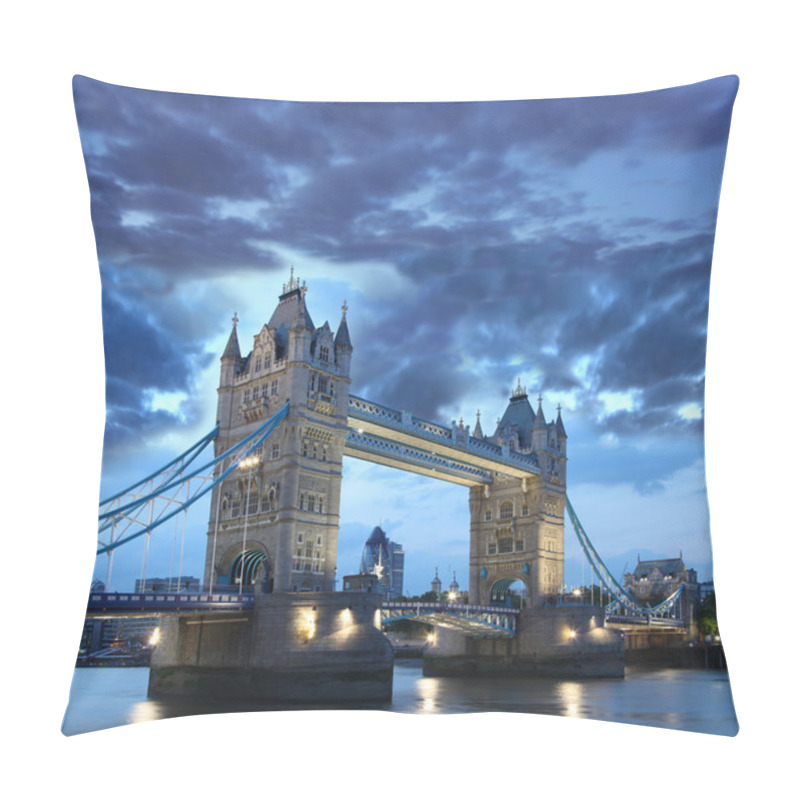 Personality  Famous Tower Bridge In The Evening, London, England Pillow Covers