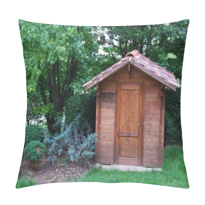 Personality  Wooden Tool Shed Pillow Covers