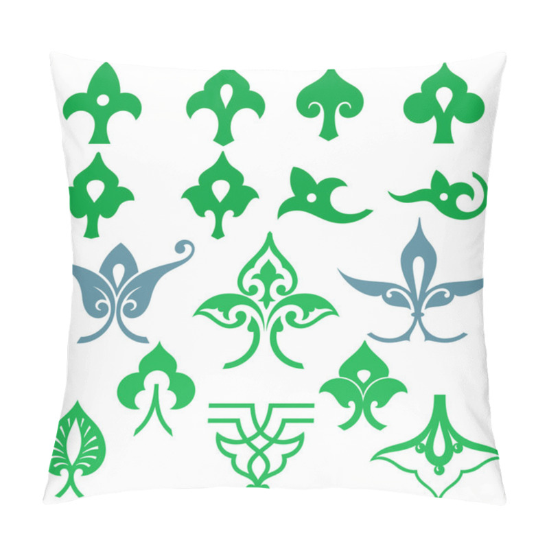 Personality  Floral Pattern Motif. Arabic Oriental Ornament. Pillow Covers