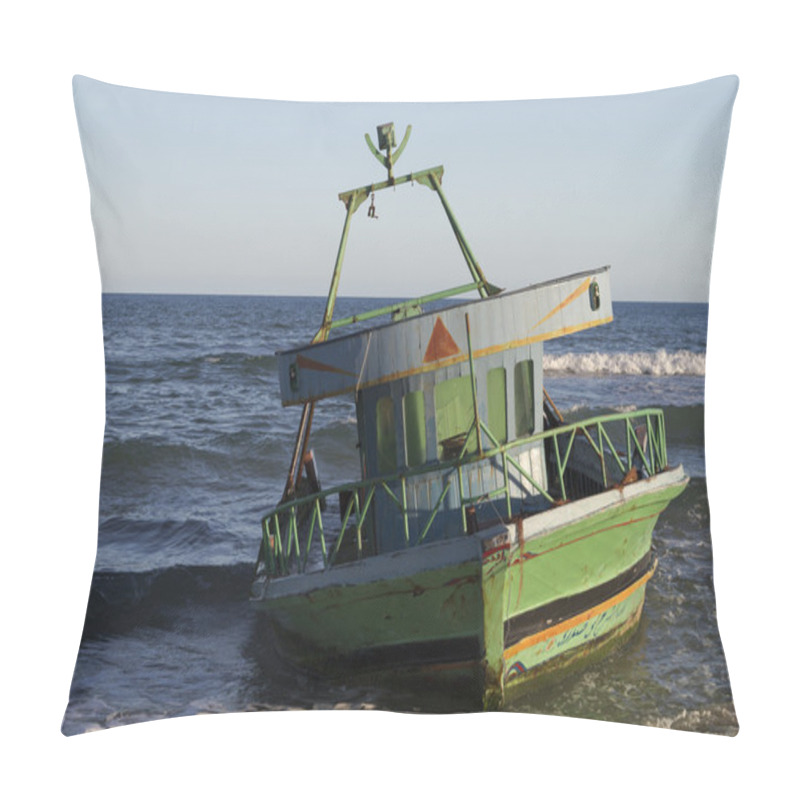 Personality  Boat Destroyed Pillow Covers