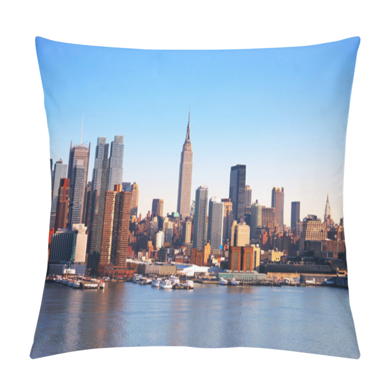 Personality  NEW YORK CITY SKYLINE Pillow Covers