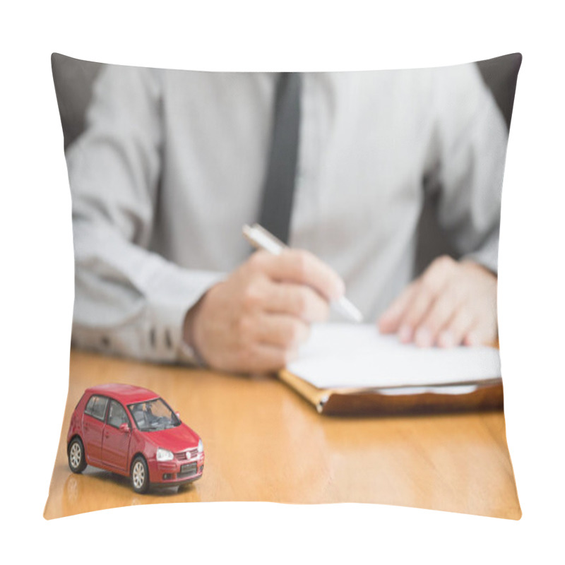 Personality  Car Rental Inspector Filling Contract, Rent A Car Concept Pillow Covers