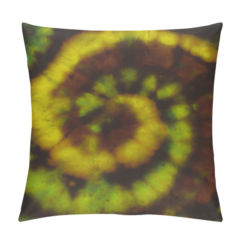 Personality  Psychedelic Tie Dye. Abstract Circular Pattern.  Pillow Covers