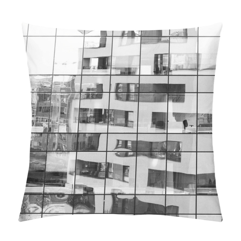 Personality  Modern Black And White Building Reflected On Glass Facade Pillow Covers