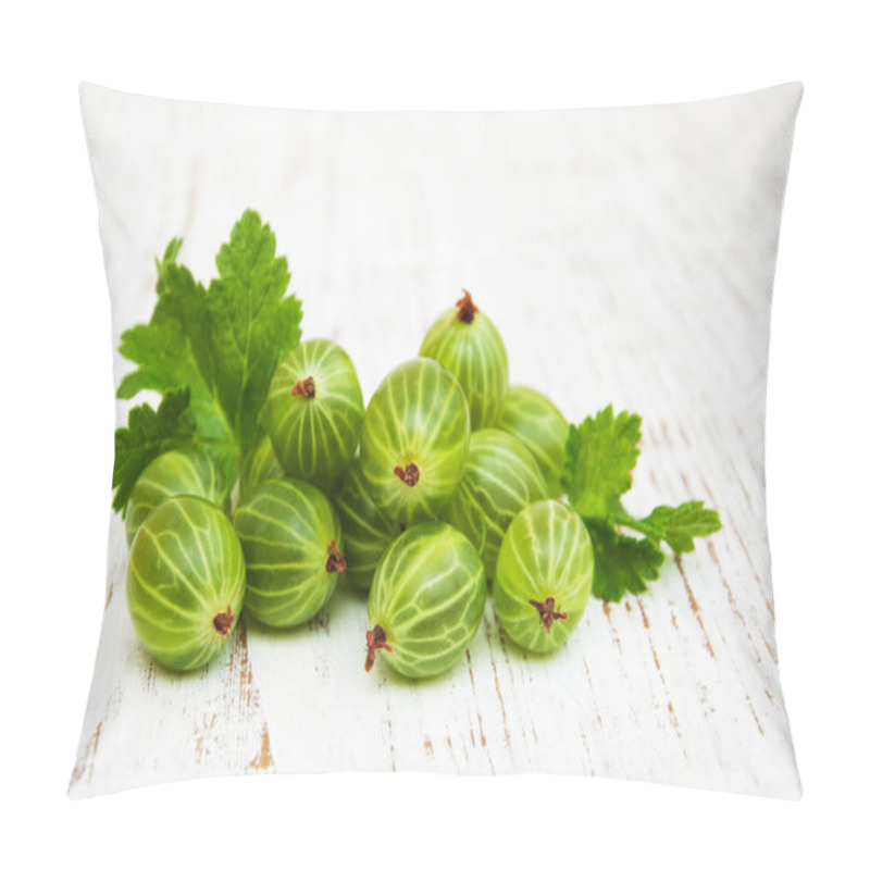 Personality  Gooseberries With Leaves Pillow Covers