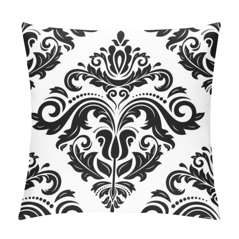 Personality  Damask Seamless Pattern. Abstract Background Pillow Covers