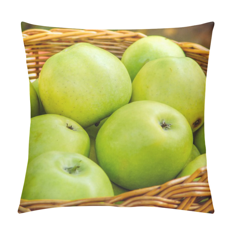 Personality  Apple Harvest. Ripe Green Apples In The Basket Pillow Covers