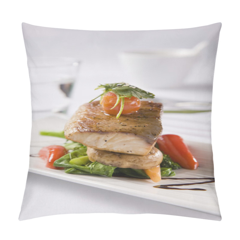 Personality  Grilled Fish pillow covers