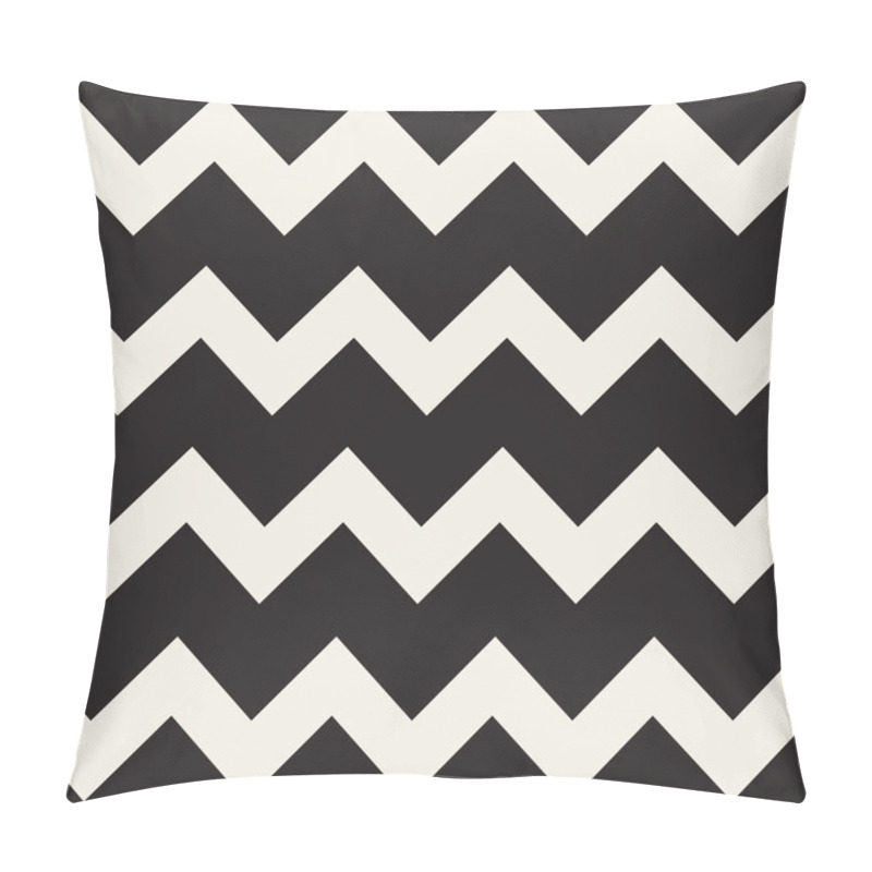 Personality  Vector Seamless ZigZag Horizontal Lines Geometric Pattern Pillow Covers