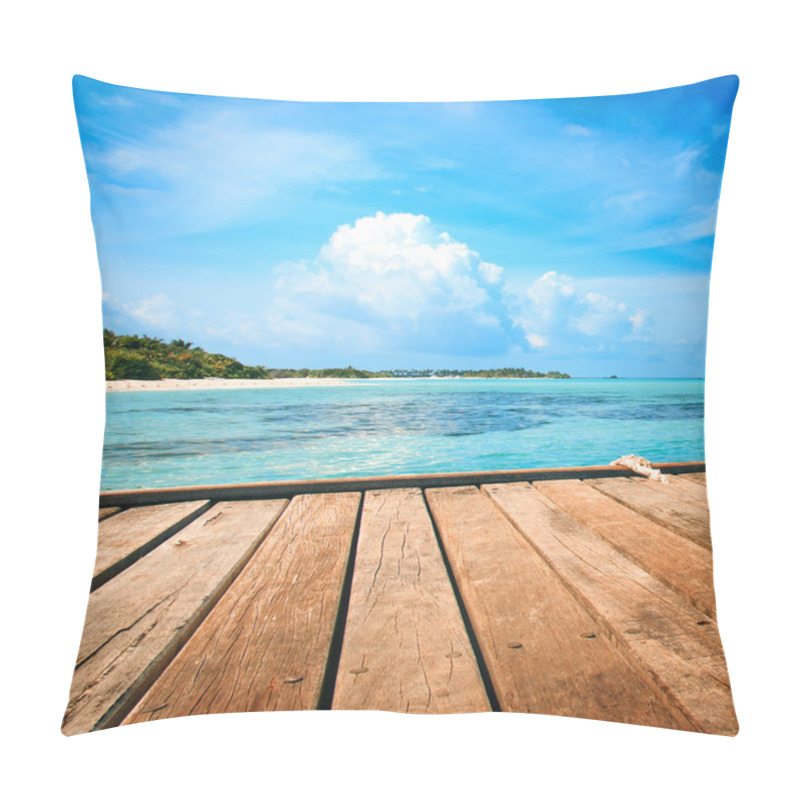 Personality  Jetty, Beach And Jungle - Vacation Background Pillow Covers