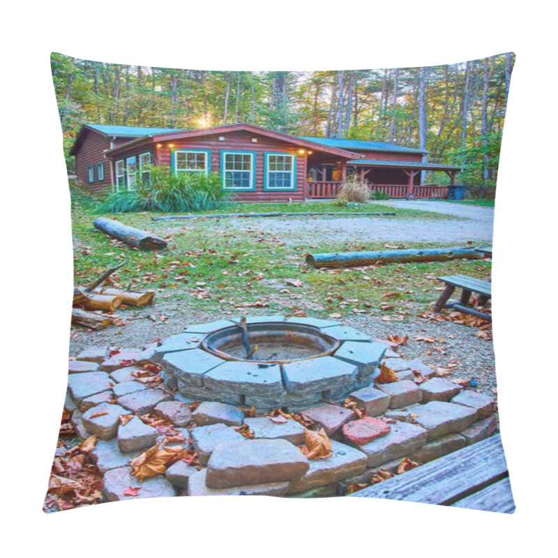 Personality  Immerse In The Serene Beauty Of Hocking Hills, Ohio With A Cozy Log Cabin Nestled In A Forest. Enjoy Crisp Autumn Evenings By The Stone Fire Pit, Perfect For Relaxation And Rustic Escapes. Pillow Covers