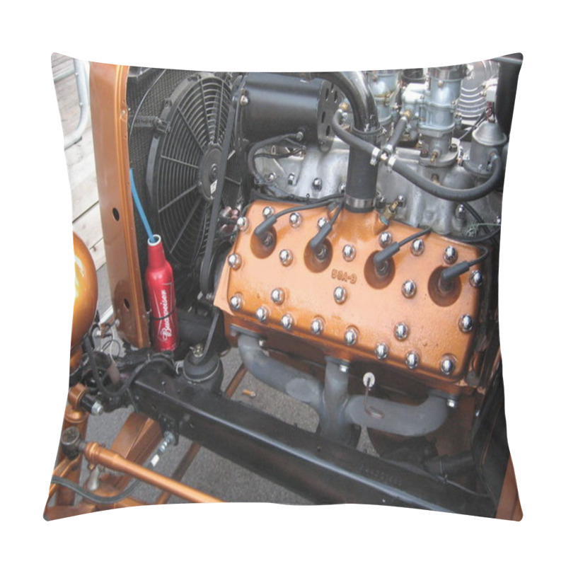 Personality  Close-up Of A Ford Hot Rod Engine Pillow Covers