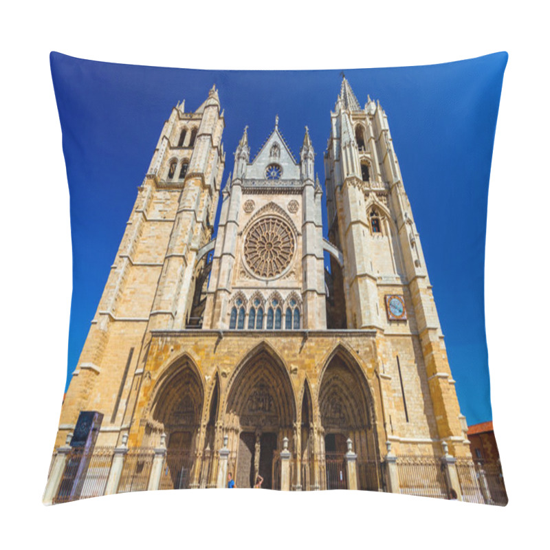 Personality  Cathedral Of Leon, Spain Pillow Covers