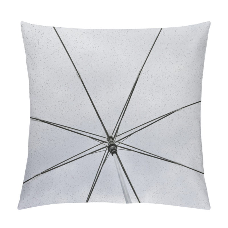 Personality  Umbrella In The Rain Pillow Covers