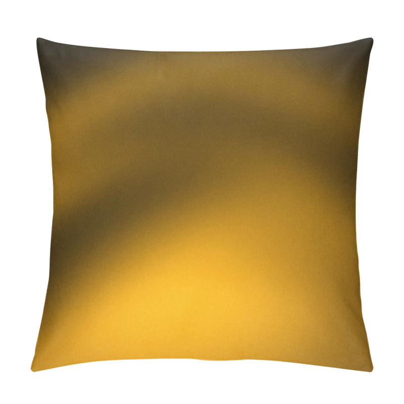 Personality  A Soft Gradient Blend Of Golden And Brown Hues, Featuring A Grainy Texture, Ideal For Backgrounds, Banners, And Creative Design Projects Pillow Covers