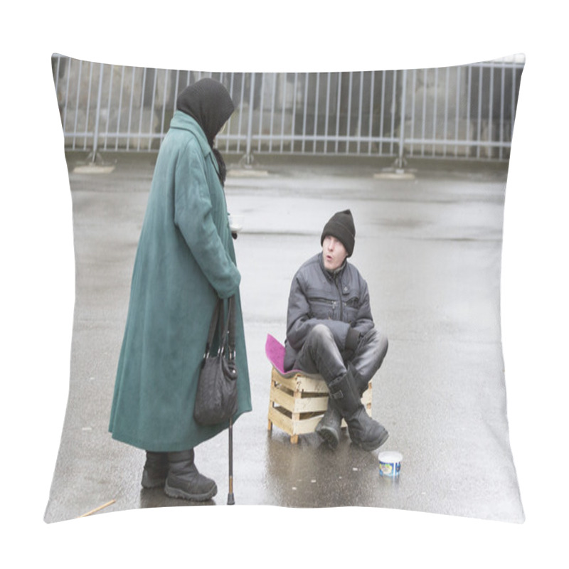 Personality  Beggars In Saint Petersburg Pillow Covers