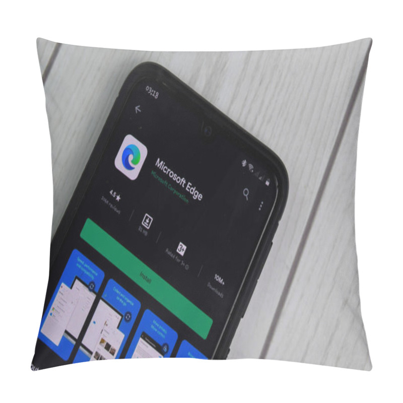 Personality  Microsoft Edge Dev Application On Smartphone Screen. Edge Is A Freeware Web Browser Developed By Microsoft Corporation.BEKASI, WEST JAVA, INDONESIA. AUGUST 13, 2020 Pillow Covers