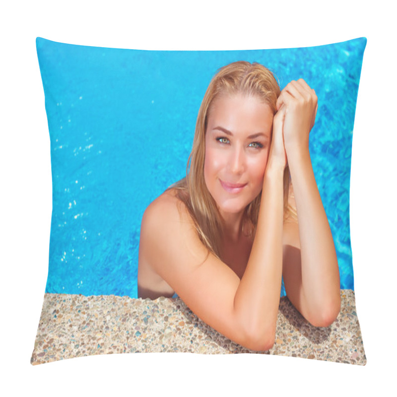 Personality  Female Enjoying Summer Holidays Pillow Covers