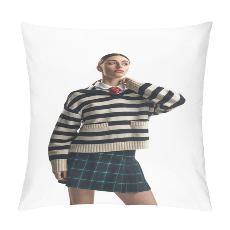 Personality  In A Lively Studio, A Young Woman Showcases Emotions In A Striped Sweater And Plaid Skirt. Pillow Covers