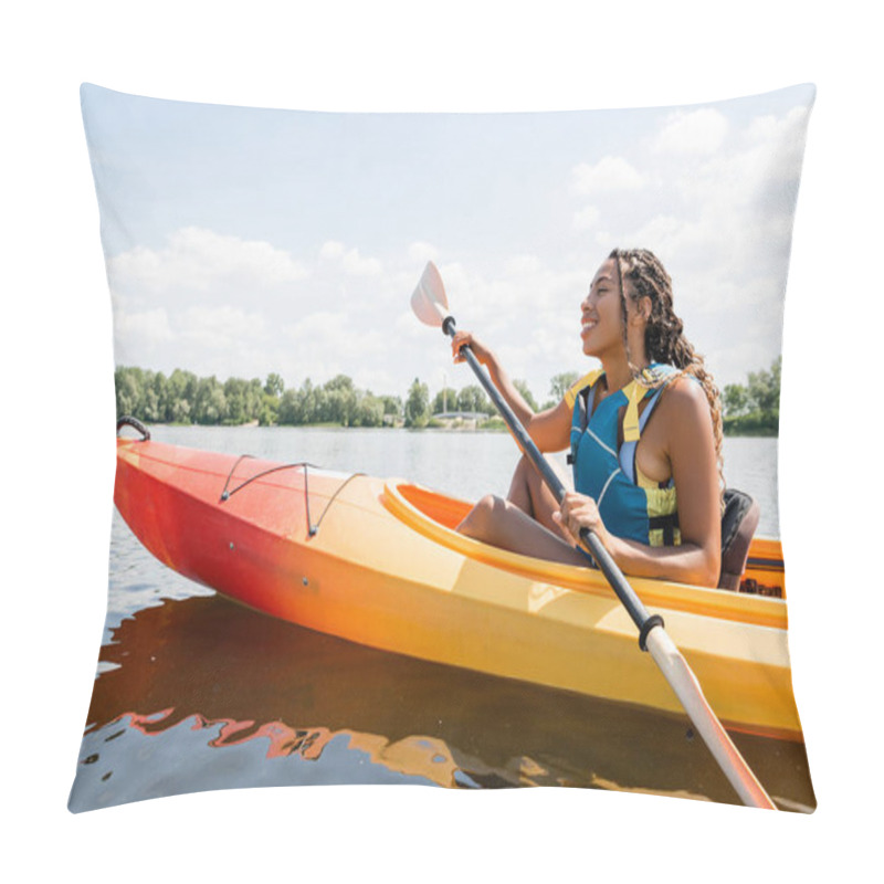 Personality  Side View Of Carefree And Active African American Woman In Life Vest Holding Paddle While Sailing In Kayak On Lake With Green Picturesque Shore In Summer Pillow Covers