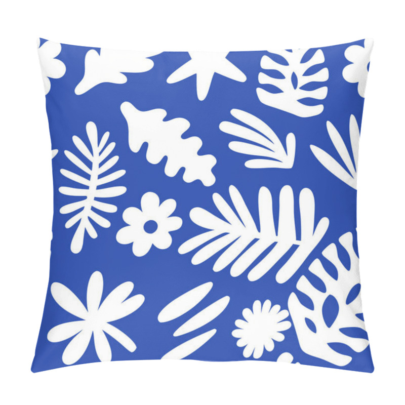 Personality  Tremdy Pattern  Background With Abstract Floral And Leaf Patterns Pillow Covers