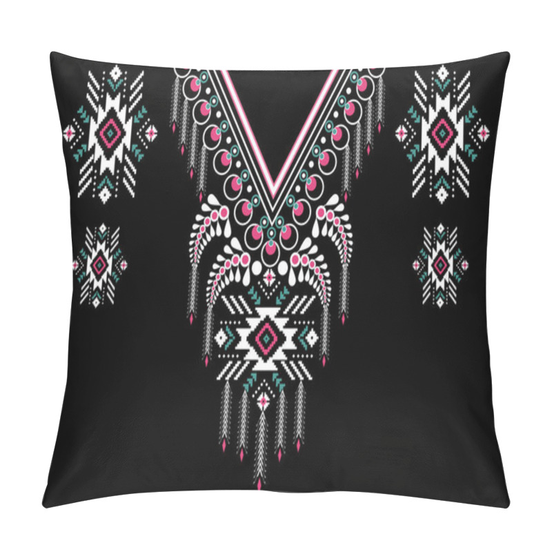 Personality  Beautiful Figure Tribal African Floral Necklace Pattern Traditional On Black Background.Aztec Style Embroidery Abstract Vector Illustration.design For Texture,fabric,clothing,fashion Women Wearing. Pillow Covers