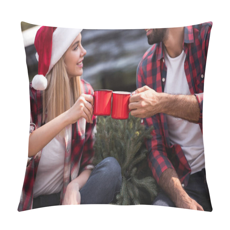 Personality  Smiling Couple Clinking With Red Cups While Sitting On Pickup Truck With Fir Tree For Christmas  Pillow Covers