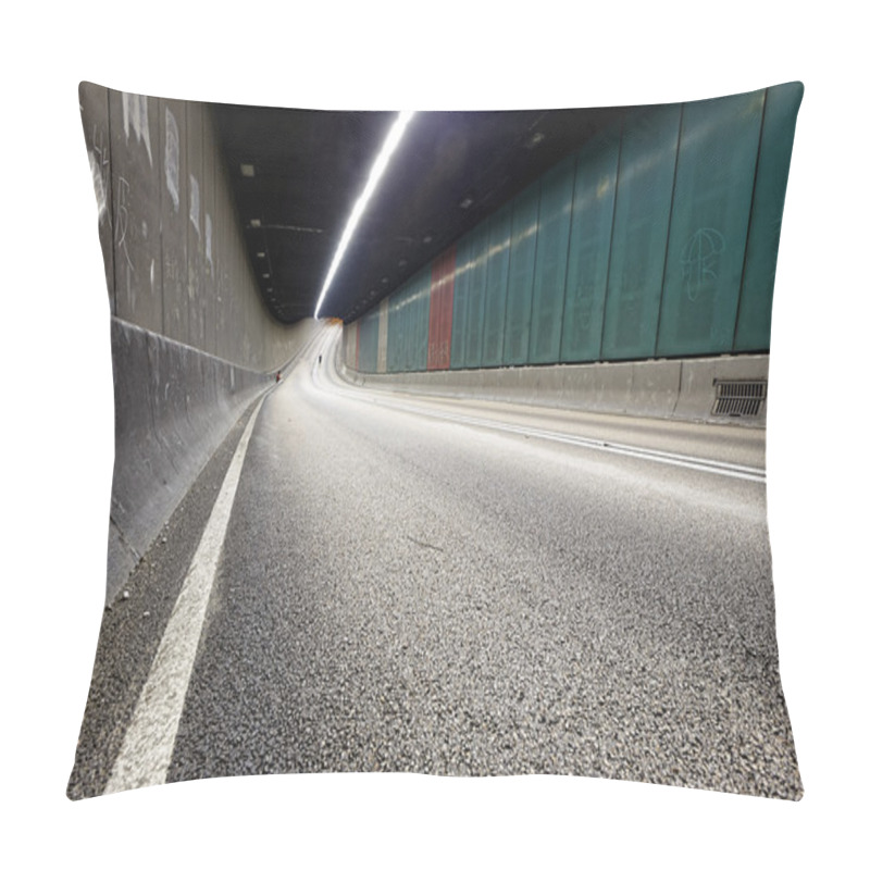 Personality  Urban Tunnel Without Traffic Pillow Covers