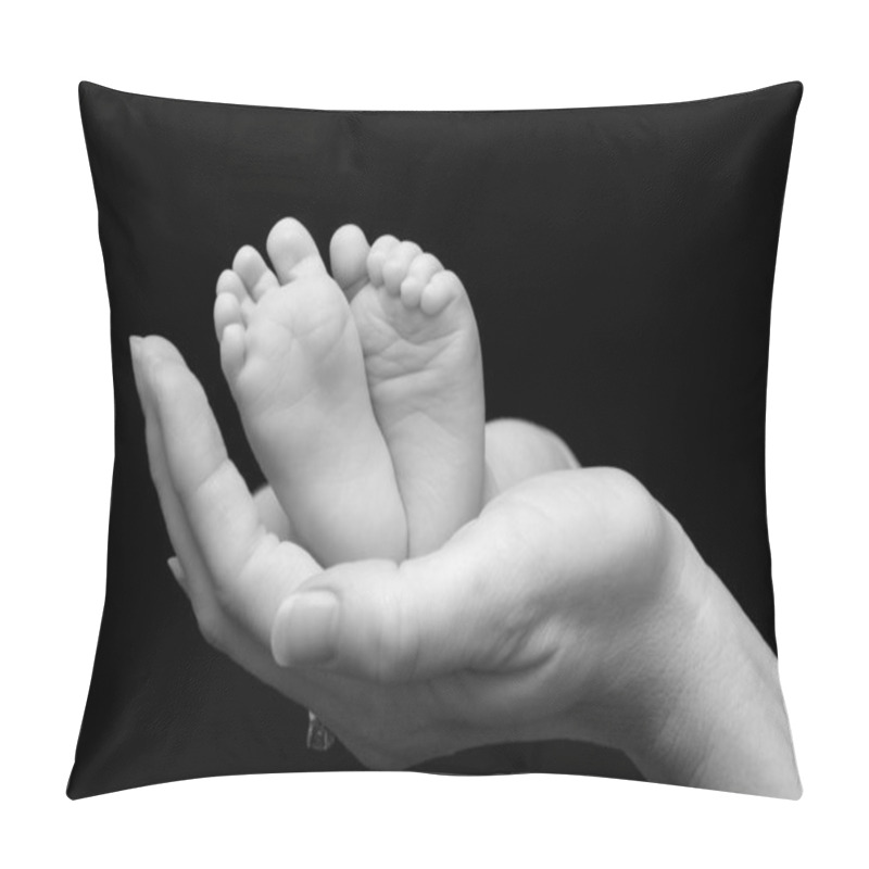 Personality  Five Week Old Baby Feet Held In Mothers Pillow Covers