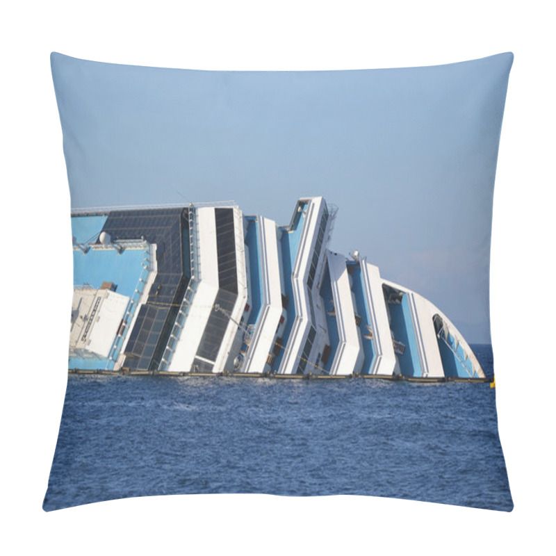 Personality  Costa Concordia Sinking Pillow Covers