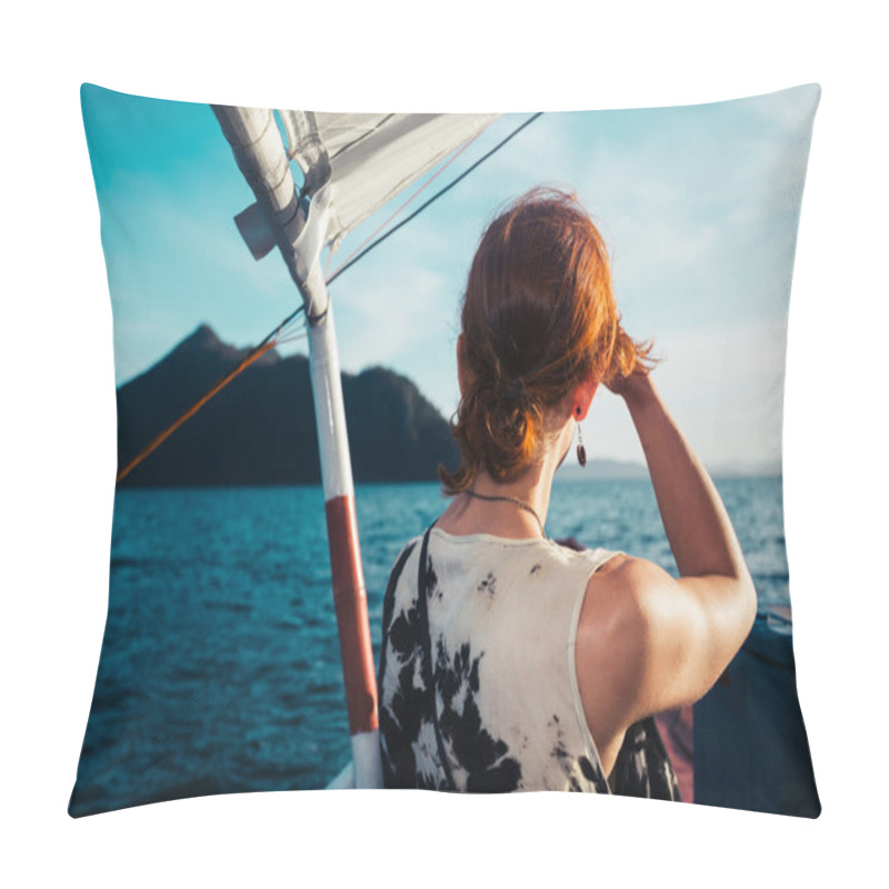 Personality  Woman On Boat Approaching Tropical Island Pillow Covers