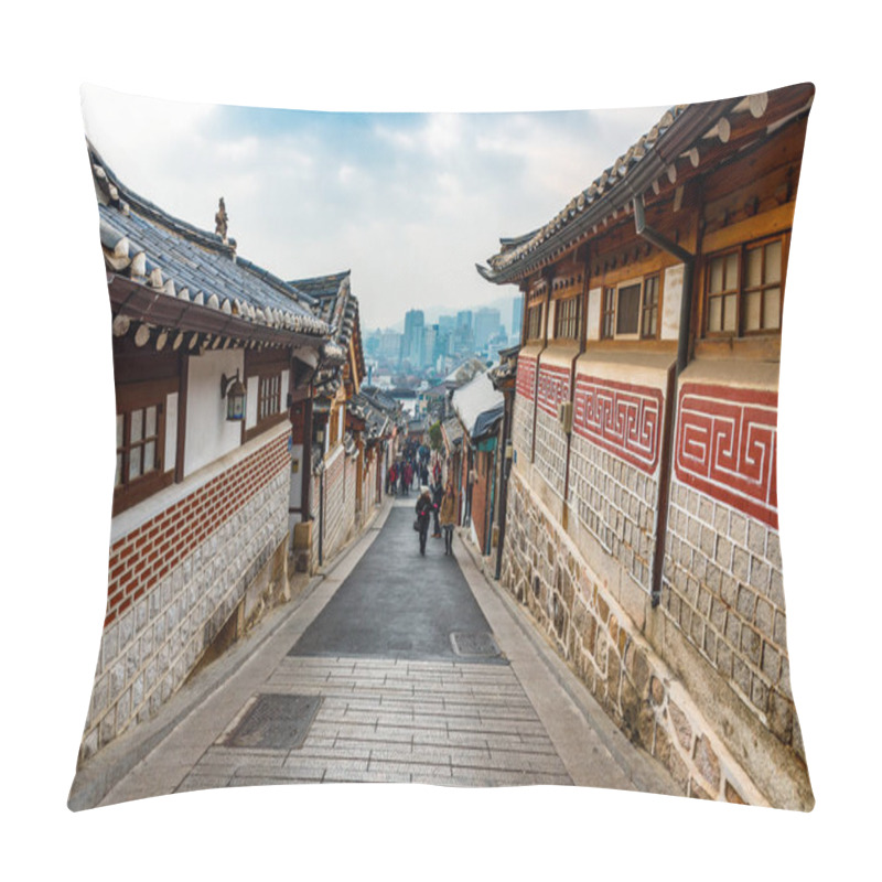 Personality  View Of A Street Of Bukchon Pillow Covers