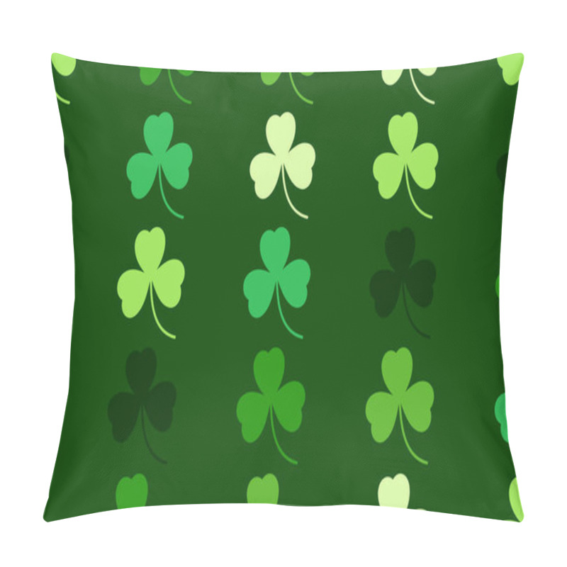 Personality  Happy Saint Patrick's Day Green Seamless Background. Green Clover Leaves Pattern. Vector Illustration Pillow Covers