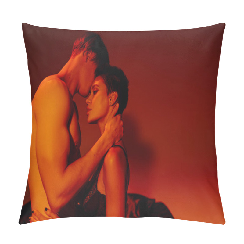 Personality  Side View Of Young Man With Muscular Torso Near Sexy Brunette Woman On Red Background Pillow Covers