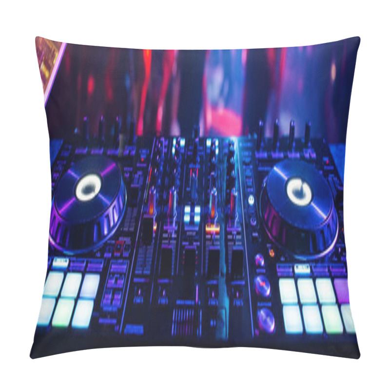 Personality  Music Controller DJ Mixer In A Nightclub At A Party Against The Background Of Blurred Silhouettes Of Dancing People Pillow Covers