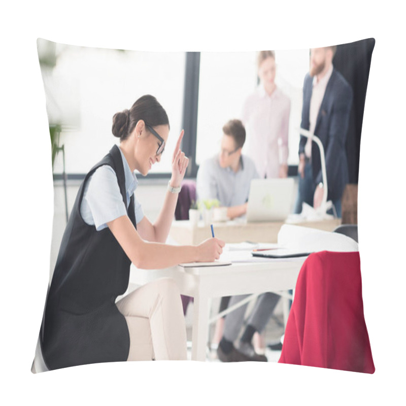 Personality  Smiling Young Businesswoman Pillow Covers