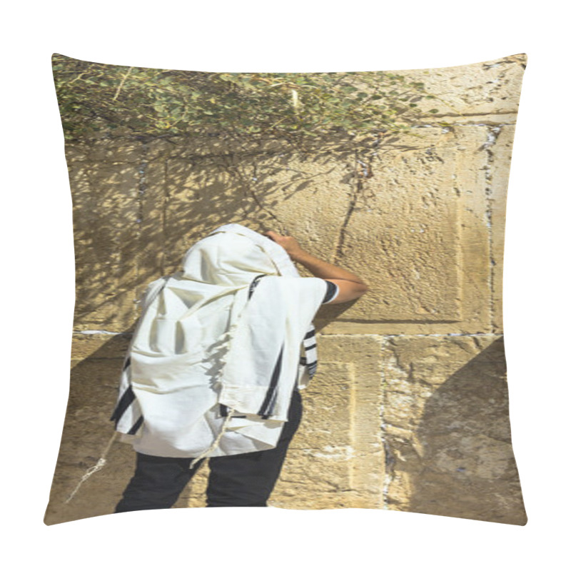 Personality  Unidentified Jewish Worshiper In  Tallith  Praying At The Wailing Wall An Important Jewish Religious Site Pillow Covers