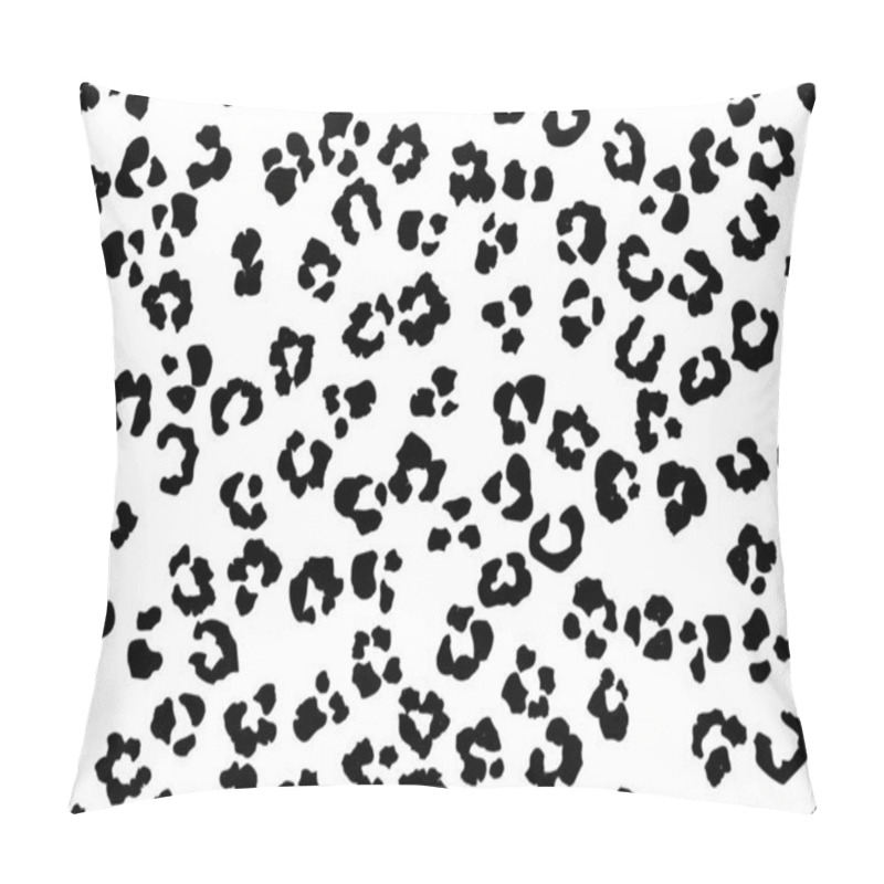 Personality  Seamless Pattern Of Cheetah Skin, Vector Illustration Design Pillow Covers