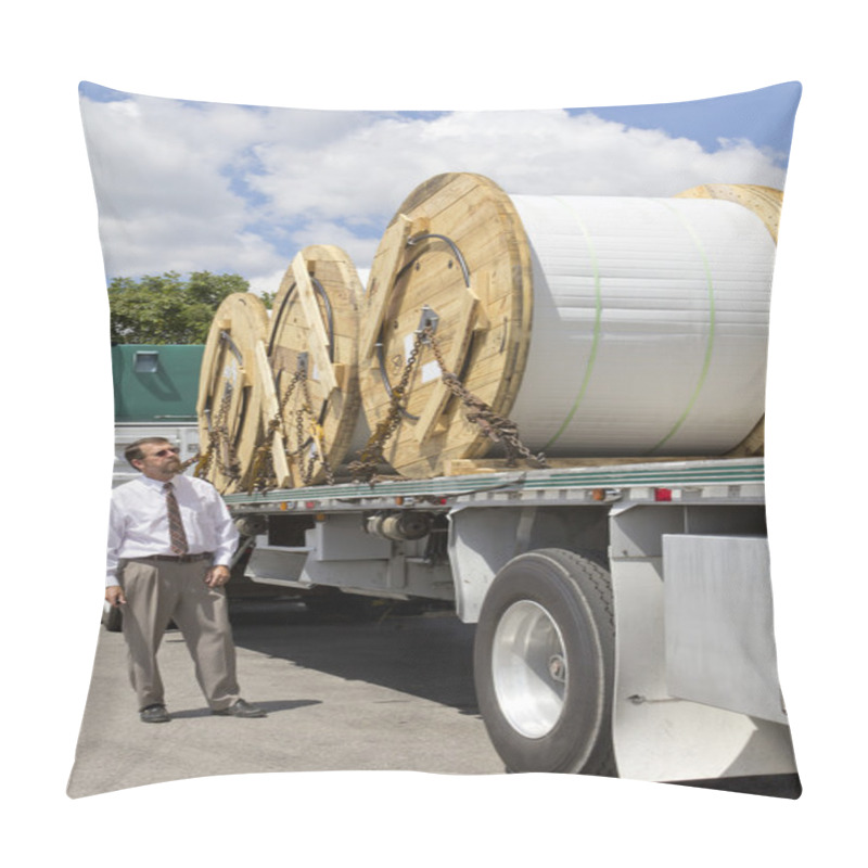 Personality  Flatbed 18 Wheeler Pillow Covers